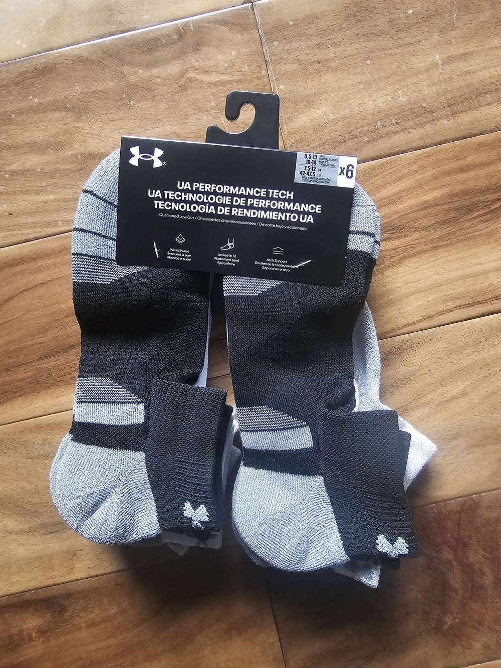 NEW! Under Armour Men's Low Cut Athletic Socks - Black, White & Gray (6 Pack)